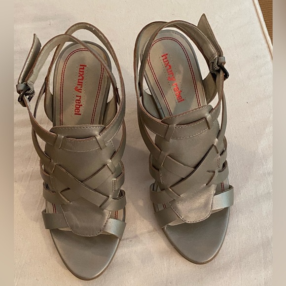 Luxury Rebel Leather Wedge Sandals - Picture 3 of 6